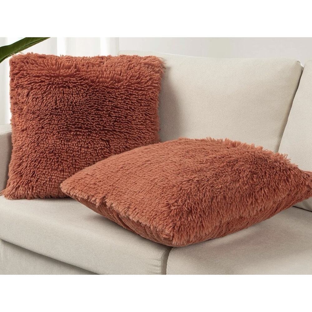 TOONOW Set of 2 Faux Fur Decorative Throw Pillow Covers 18x18 NWT